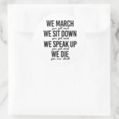 我々は座って行進し話た ラウンドシール (バッグ)