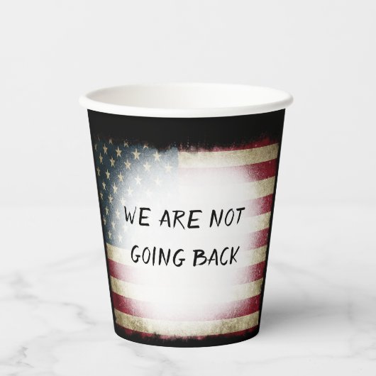 我々は戻らない 紙コップ (正面)