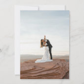 我々は水の色の砂漠の岩のエロペメント写真を駆け落ち 招待状 (裏面)