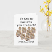 我々は皆から戻って来て興奮している カード (黄色い花)