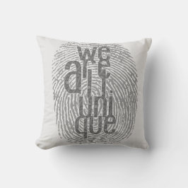 我々は皆強情だ クッション