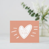 我々は皆、親切なハート ポストカード (スタンド正面)