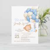 我々は真摯に待つことができるテディバルーン男の赤ちゃんシャワー 招待状 (スタンド正面)