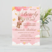 我々は真摯に待つことができるテディベアガールベイビーシャワー 招待状 (スタンド正面)