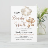 我々は真摯に待つことができるテディベアバルーンベビーシャワー 招待状 (スタンド正面)