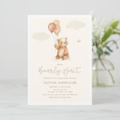 我々は真摯に待つことができる中性の赤ちゃんシャワー 招待状 (スタンド正面)