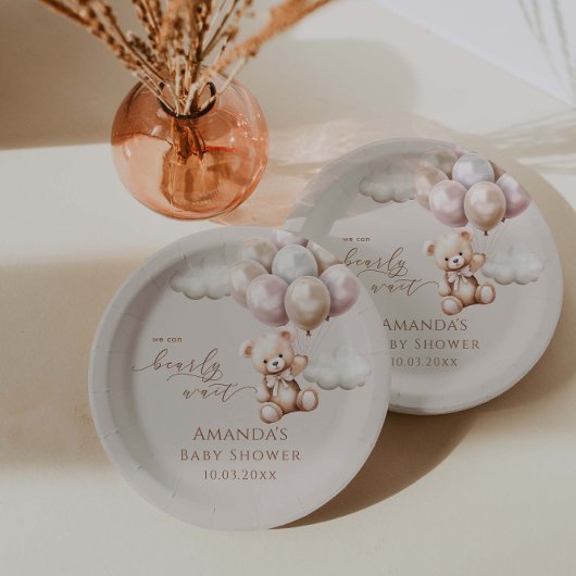 我々は真珠のように待つことができるテディベア中立ベビーシャワー ペーパープレート