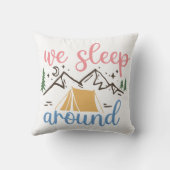 我々は眠のまわりにる クッション (裏面)