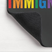 我々は移民たちLGBTのレインボーアライアンスの仲間 マウスパッド (コーナー)