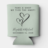 我々は結び目のセージ緑の結婚式の引き出物 缶クーラー (裏面)