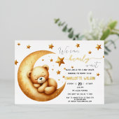 我々は良く待つことができる可愛いベビークマ赤ちゃんシャワー 箔招待状 (立ち正面)