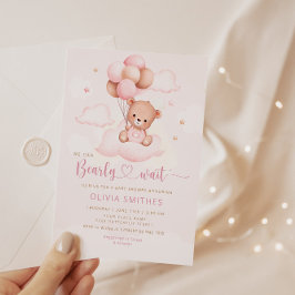 我々は良く待つことができる女の子テディベア赤ちゃんシャワー 招待状