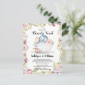 我々は良く待つことができる男の子テディベア赤ちゃんシャワー ポストカード (スタンド正面)