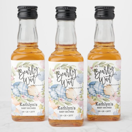 我々は良く待つことができる男の子テディベア赤ちゃんシャワー リキュールボトルラベル (ボトル)