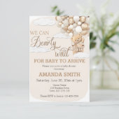 我々は赤ちゃんシャワー招待状テディを心待ち 招待状 (スタンド正面)