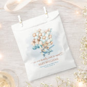 我々は青いバルーン赤ちゃんシャワーを待つことができる フェイバーバッグ (クリップ留めされた状態)