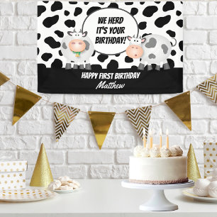 我々は、それはあなたの誕生日かわいい牛のハッピーバースデー 横断幕