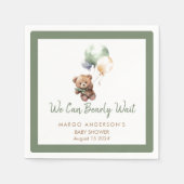 我々は、テディベアバルーンベビーシャワーを待つことができる スタンダードカクテルナプキン (正面)