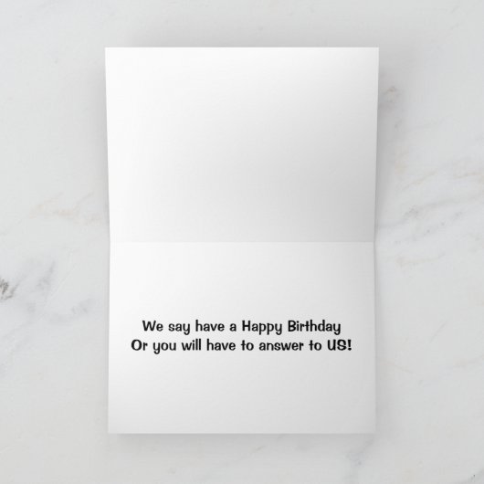 我々は、我々に対してハッピーバースデーか答えがあると言う カード (内部)