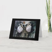 我々は、我々に対してハッピーバースデーか答えがあると言う カード (正面)