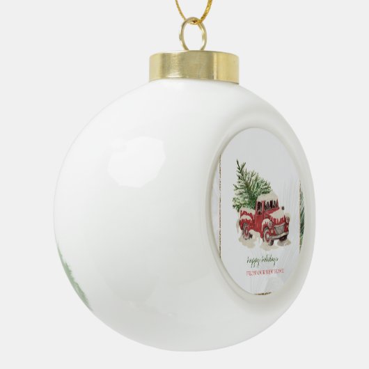 我々は、赤トラック、松の木の雪の休日を移動した セラミックボールオーナメント (左)