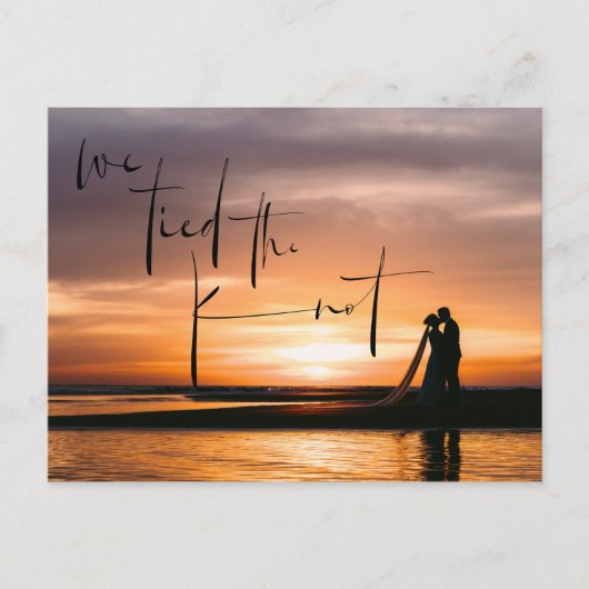 我々はKnot Elopementの発表写真を結んだ 案内ポストカード (正面)