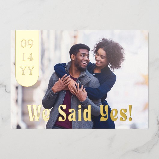 我々はYesフルブリードフォトウェディング日付を保存 箔招待状 (正面)