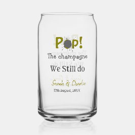 我々ポップ・アートのはまだ金ゴールドグレーのカップルnamを行うシャンパン ガラス缶