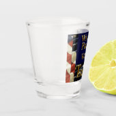 我々国民はトランプに投票する ショットグラス (左)