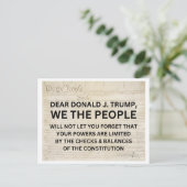 我々国民はトランプの力を制限する ポストカード (スタンド正面)