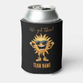 我々得は太陽おもしろいが輝く 缶クーラー (缶裏面)