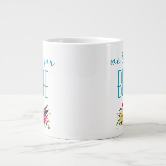 我々愛あなたバブベティール（緑がかった色）ピンクフローラ ジャンボコーヒーマグカップ (正面)