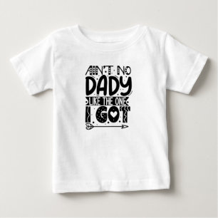我が子以上のパパはいない ベビーTシャツ