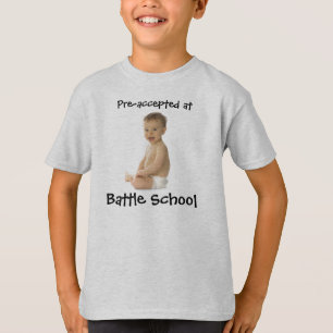 戦いの学校-青年で前受け入れられる Tシャツ