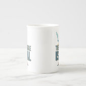 戦いはロードラ実在ンナ™とWile E. Coyote ボーンチャイナマグカップ (正面)