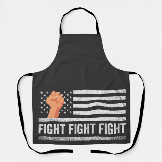 戦う戦いトランプ米国国旗の愛国心 エプロン (正面)