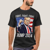 戦う戦いドナルド・トランプ2024アメリカ国旗 Tシャツ (正面)