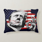 戦う アクセントクッション (正面)