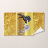 戦っている白黒馬 バスタオルセット (ハンドタオル)