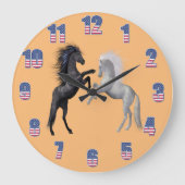 戦っている白黒馬 ラージ壁時計 (正面)