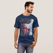 戦争で亡くなった勇敢な英雄への追悼Tシャツ Tシャツ (正面フル)