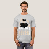 戦争は変わらない Tシャツ (正面フル)