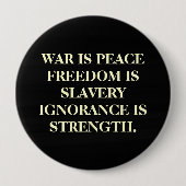 戦争は平和です 缶バッジ (正面)