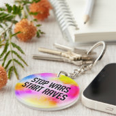 戦争ストップが猛威を奮い立てる キーホルダー (正面右)