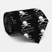 戦利品を渡す ネクタイ (ロール)