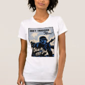 戦場でのアメリカの戦士によるビーチヘッドアタック Tシャツ (正面)