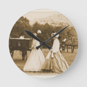 戦場での散策 ラウンド壁時計 (正面)