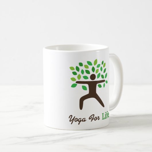戦士の姿勢のヨガのギフトのマグ コーヒーマグカップ (正面右)