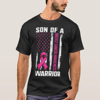 戦士アメリカ国旗の乳癌の息子の母 Tシャツ