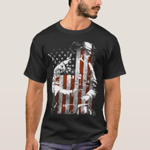 戦士旗T型 Tシャツ